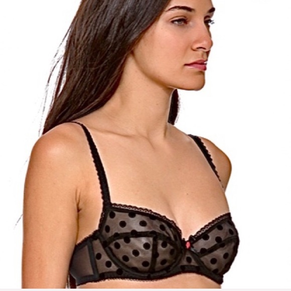 L'Agent Agent Provocateur Balconette Bra & Thong. L'Agent Agent Provocateur Gold - Picture 4 of 16